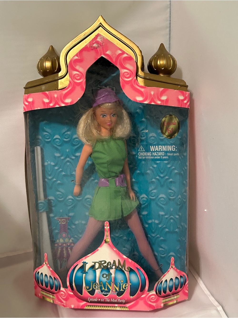 I DREAM OF JEANNIE - fashion doll - Blond in Green Outfit!💚